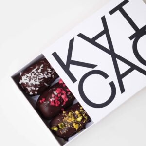 Caixa 6 Tâmaras Medjool Recheadas com Frutos Secos & Cacau 100%